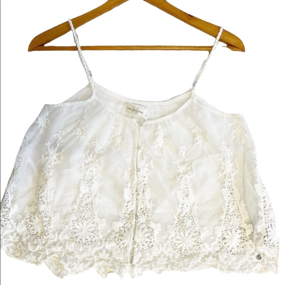 Abercrombie and Fitch white lace vest tank top cropped XS